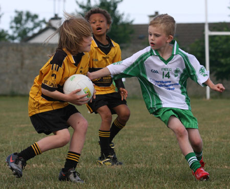 Action from the under 8 blitz against Saint Eunan.