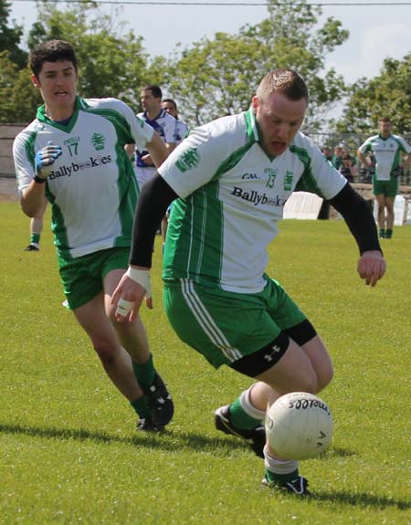 Action from the intermediate championship match against Fanad Gaels.