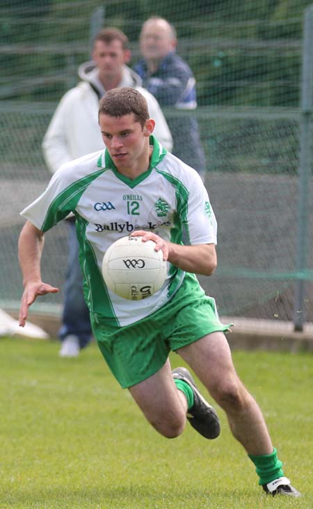 Action from the intermediate championship match against Fanad Gaels.