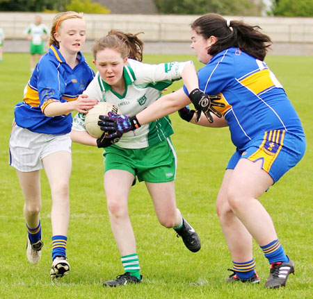 Action from the under 14 ladies league game between Aodh Ruadh and Kilcar.