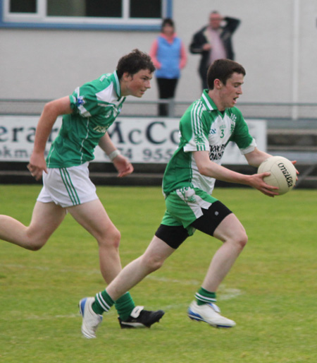 Action from the county championship semi-final between Aodh Ruadh and Gaoth Dobhair.