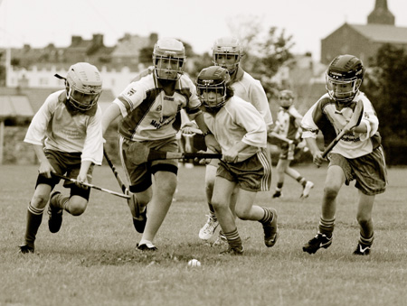 Action from the under 12 hurling game between Aodh Ruadh and MacCumhaill's.