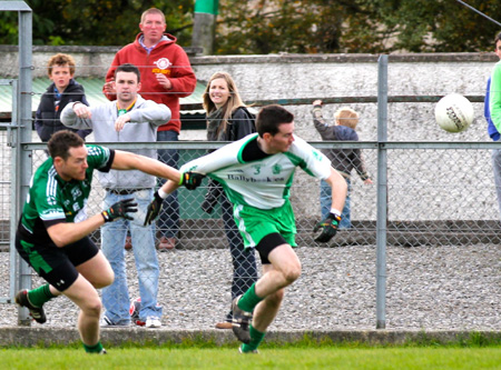 Action from the intermediate football championship match against Naomh Bríd.