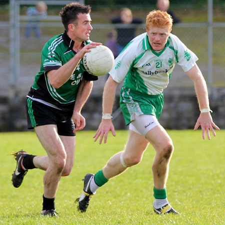 Action from the intermediate football championship match against Naomh Bríd.