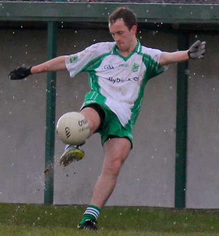 Action from the challenge match between Aodh Ruadh and Derrygonnelly Harps.