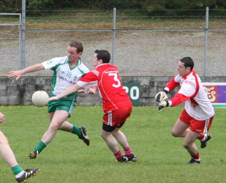 Division 2 action between the Aodh Ruadh v Killybegs.