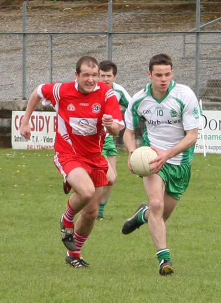 Division 2 action between the Aodh Ruadh v Killybegs.