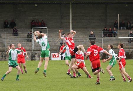 Division 2 action between the Aodh Ruadh v Killybegs.