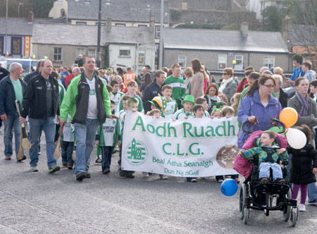 Aodh Ruadh take part in the 2012 Saint Patrick's Day parade.