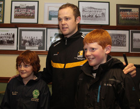 Scenes from the visit of Tommy Walsh to Aodh Ruadh.